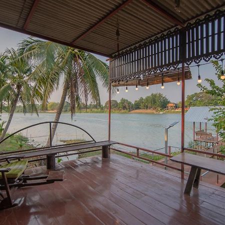 River Flow House Bangtanod Photharam Екстер'єр фото