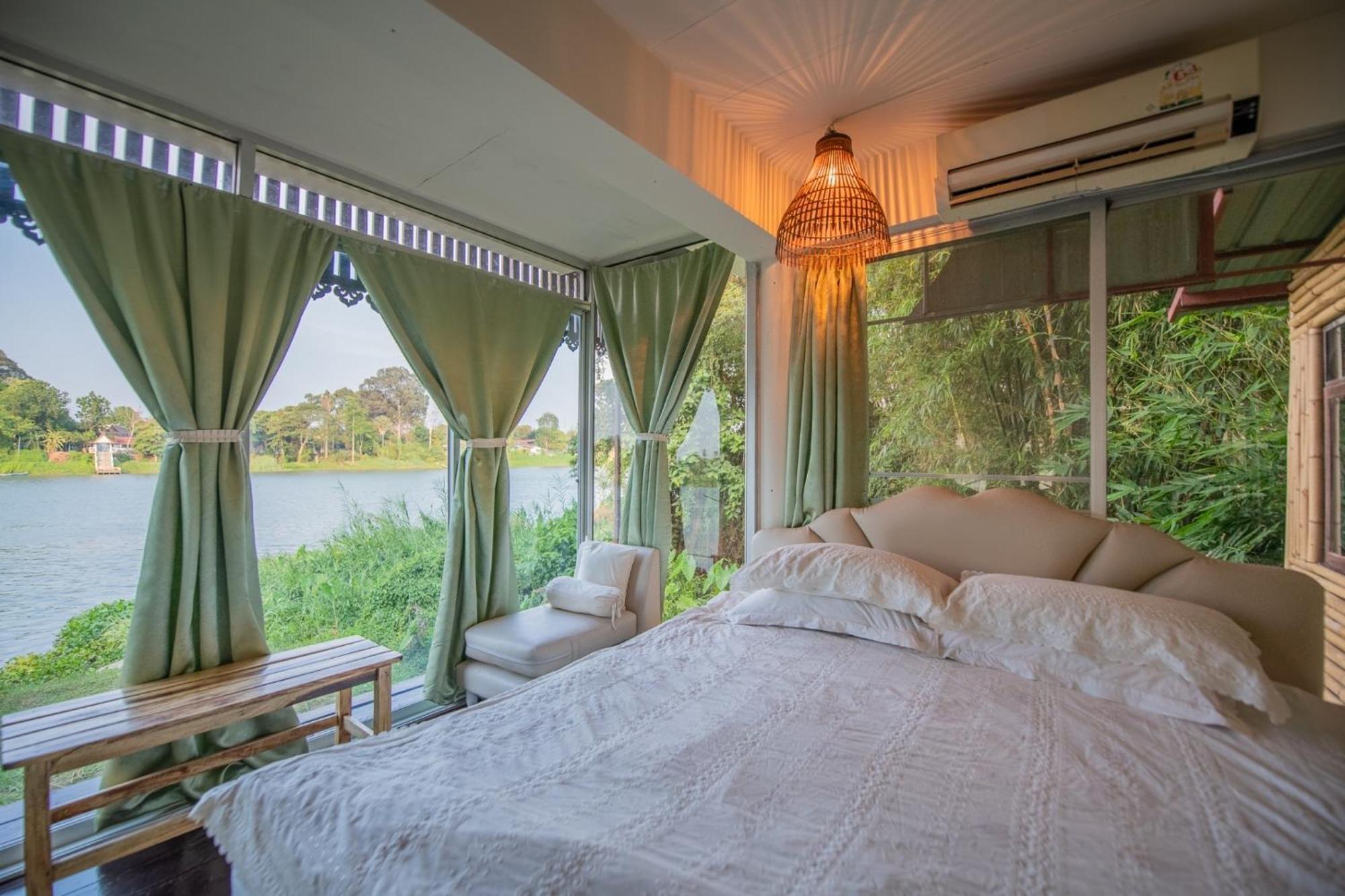 River Flow House Bangtanod Photharam Екстер'єр фото